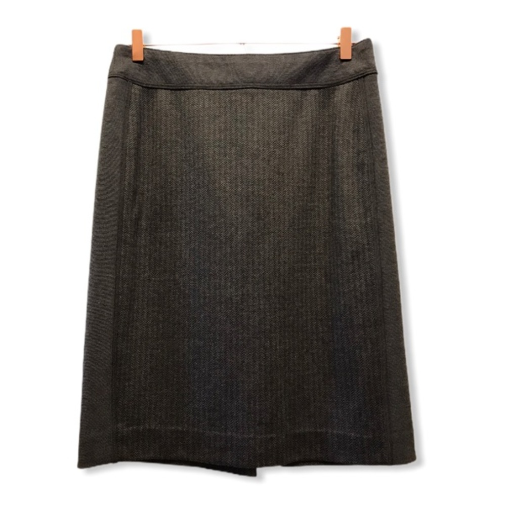 Yves | Dark Gray Knit Chevron Mid Length Skirt •